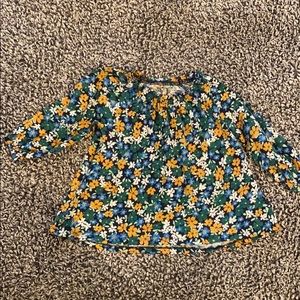 Old Navy Girls Shirt Size 6/7